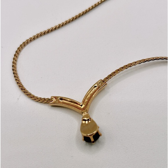 Vintage Burgundy Garnet Gemstone Gold Necklace January Birthstone - Picture 7 of 13